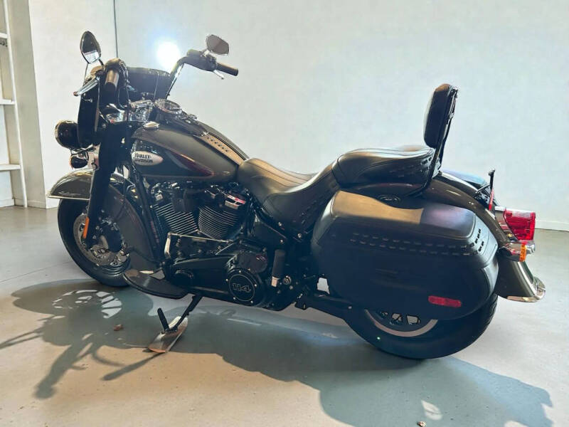 2021 Harley-Davidson FLHCS Heritage Classic 114