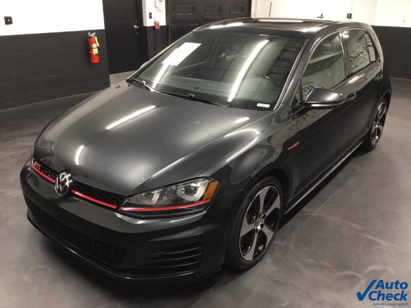 2017 Volkswagen Golf GTI SE