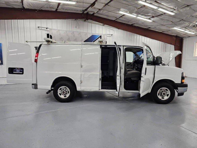 2018 GMC Savana 2500