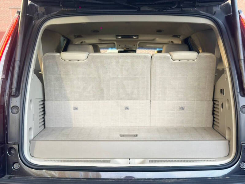 2015 Cadillac Escalade Luxury