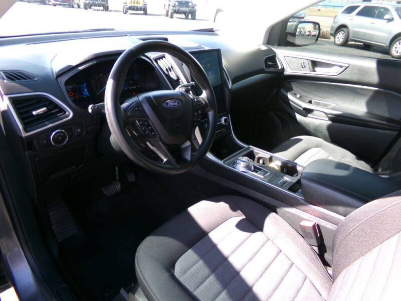 2023 Ford Edge SE
