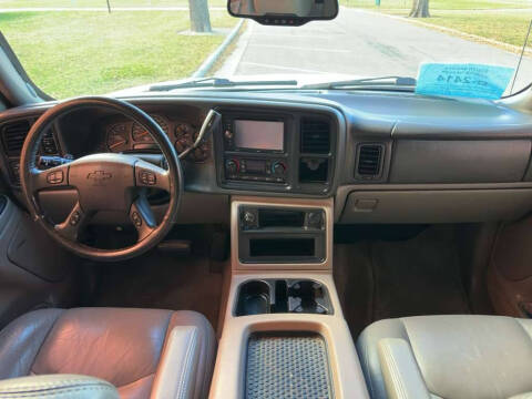 2005 Chevrolet Suburban 2500 LT