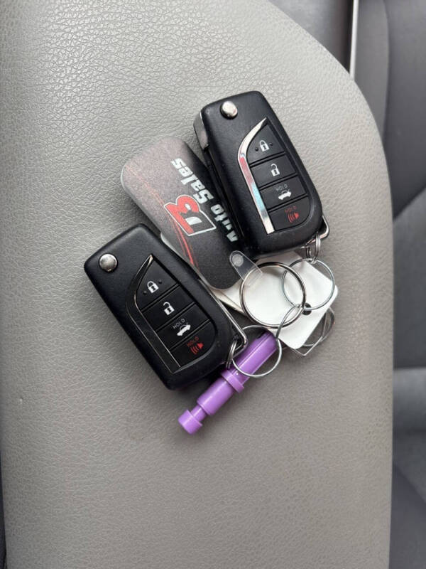 2022 Toyota Camry LE