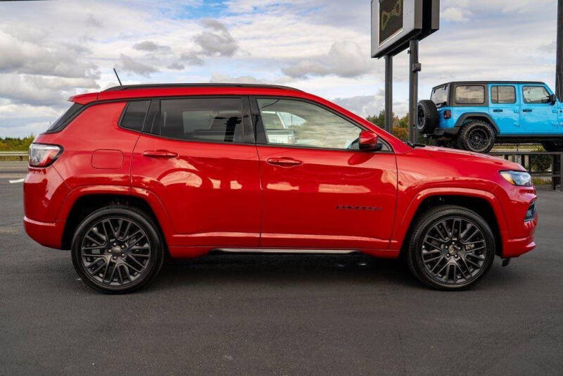2023 Jeep Compass (Red) Edition
