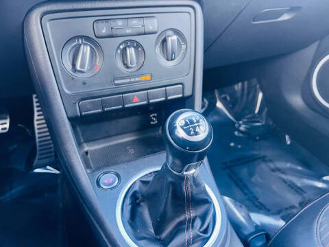 2013 Volkswagen Beetle