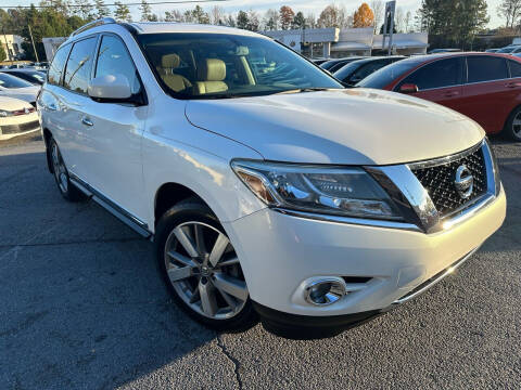 2014 Nissan Pathfinder for sale at North Georgia Auto Brokers in Snellville GA