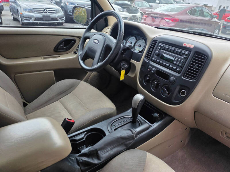2006 Ford Escape XLS