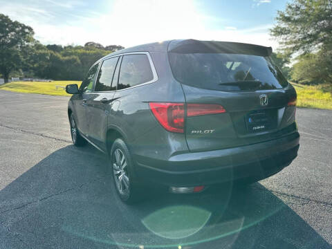 2017 Honda Pilot EX