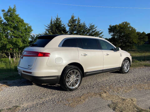 2016 Lincoln MKT EcoBoost