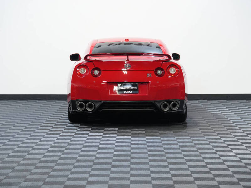 2013 Nissan GT-R Premium