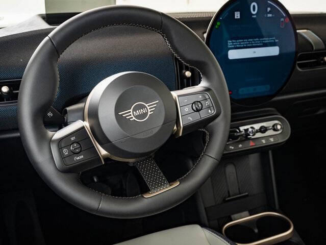 2025 MINI Hardtop 2 Door Cooper S Signature Trim