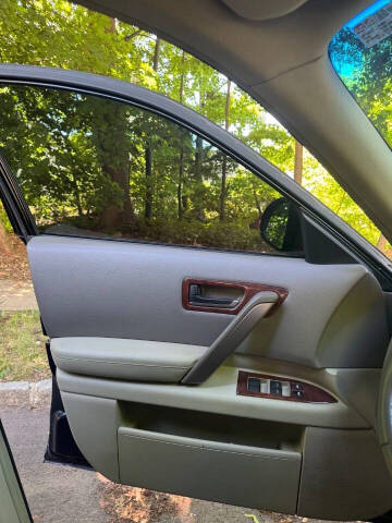 2005 Infiniti FX35