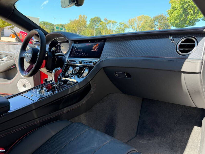 2024 Bentley Continental