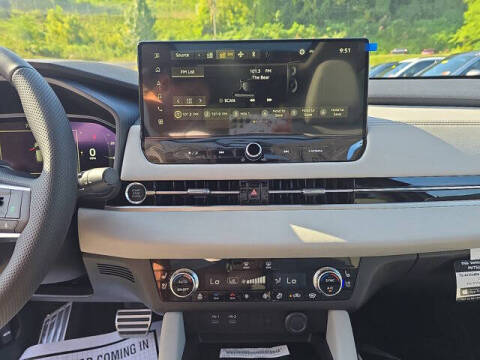 2025 Mitsubishi Outlander SEL Platinum Edition