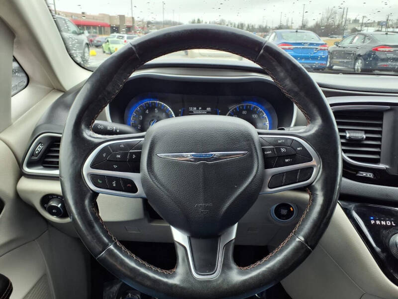 2020 Chrysler Pacifica Touring L