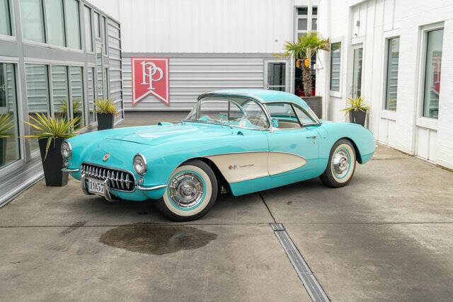 1957 Chevrolet Corvette 2