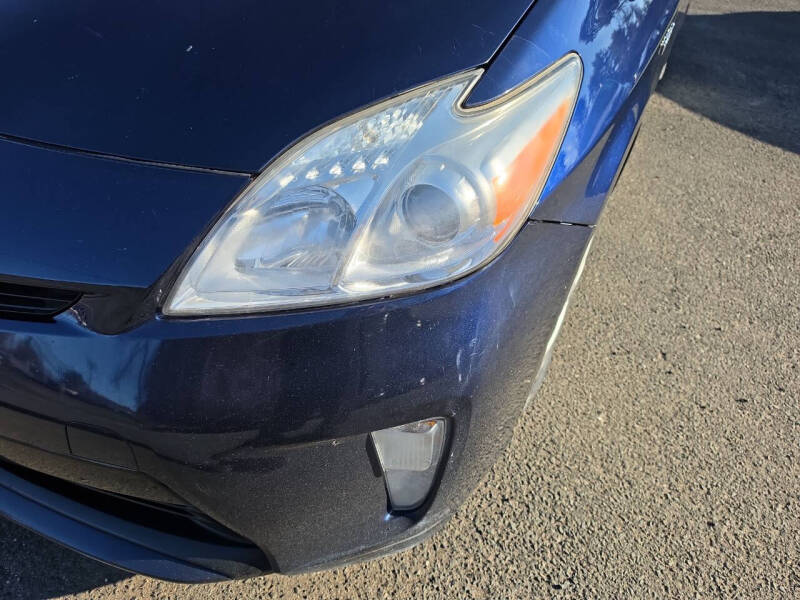 2012 Toyota Prius Two