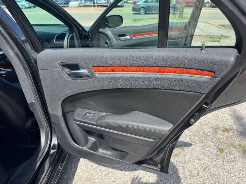 2014 Chrysler 300