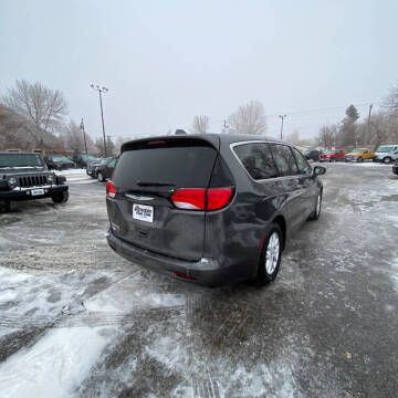 2017 Chrysler Pacifica Touring