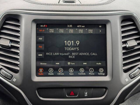 2022 Jeep Cherokee Latitude Lux