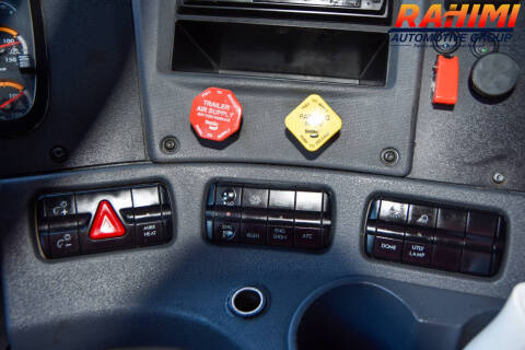 2016 Freightliner Cascadia