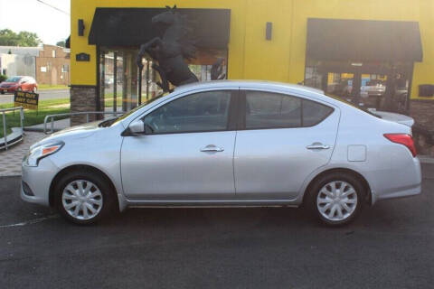 2016 Nissan Versa 1.6 SV