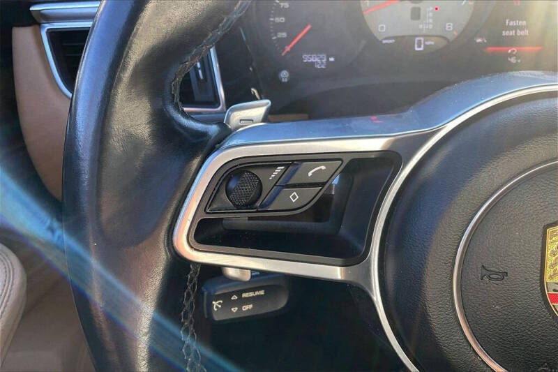 2017 Porsche Macan S