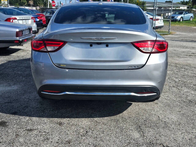 2015 Chrysler 200 for sale at JOHNS AUTO SALES LLC in Apopka, FL