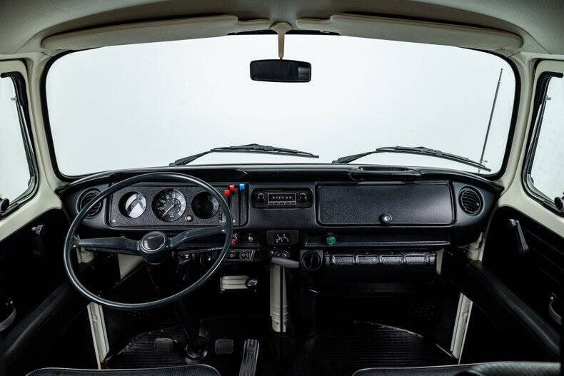 1977 Volkswagen Type 2
