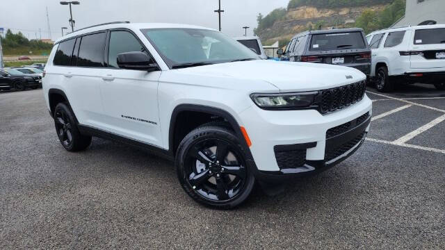 2025 Jeep Grand Cherokee L for sale at Tim Short CDJR Hazard in Hazard, KY