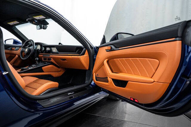 2024 Porsche 911 S/T