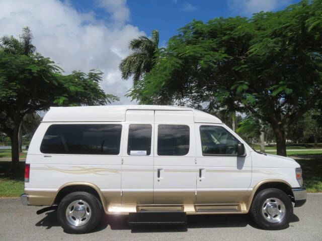 2014 Ford E-Series E-150