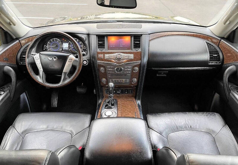 2016 Infiniti QX80