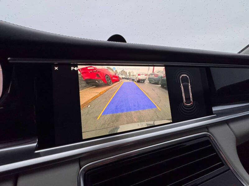 2017 Porsche Panamera Turbo