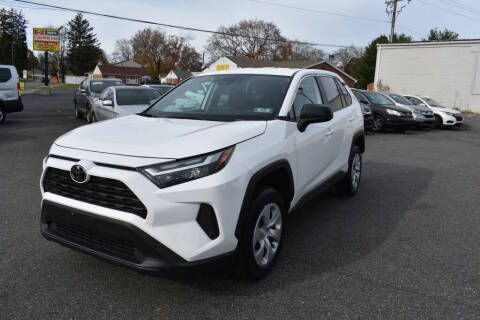 2024 Toyota RAV4 LE