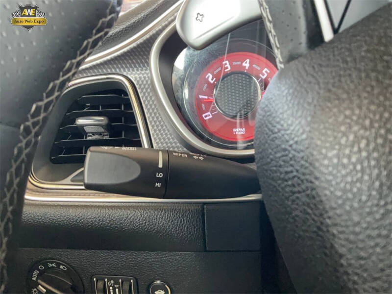 2015 Dodge Challenger SRT Hellcat