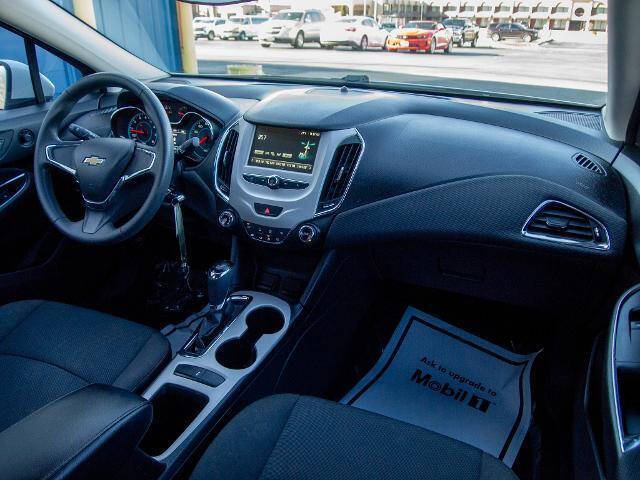 2018 Chevrolet Cruze LS Auto