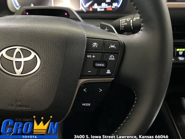 2026 Toyota Crown Platinum