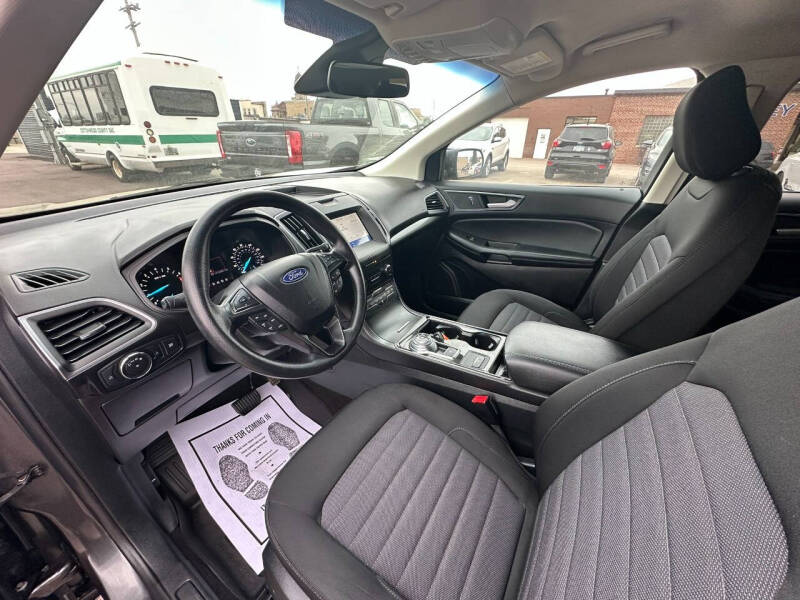 2020 Ford Edge SE