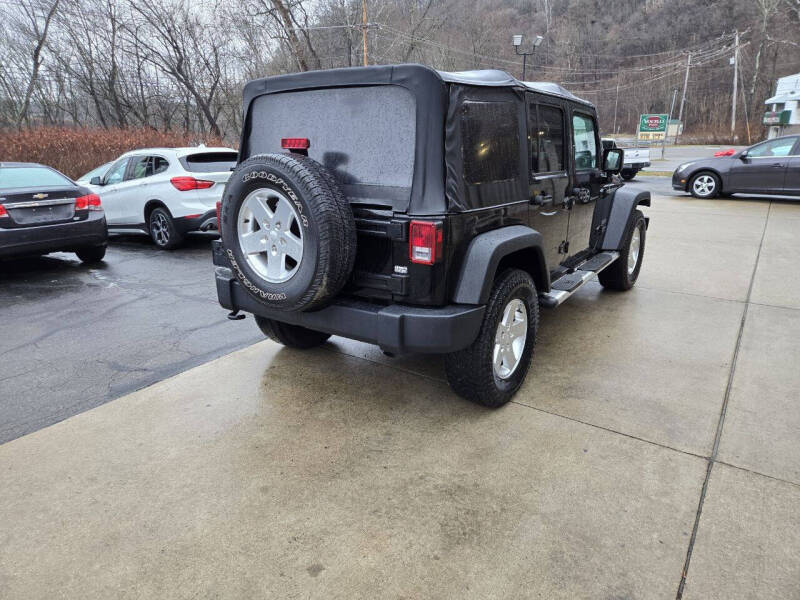 2012 Jeep Wrangler Unlimited Sport photo 8