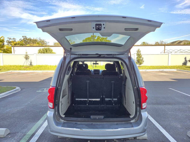 2014 Dodge Grand Caravan SXT