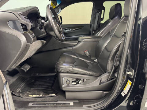 2018 Cadillac Escalade Platinum