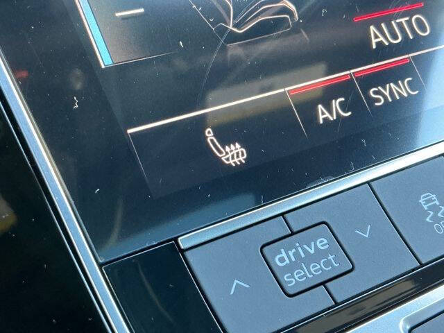 2026 Audi Q8 quattro Premium 55 TFSI