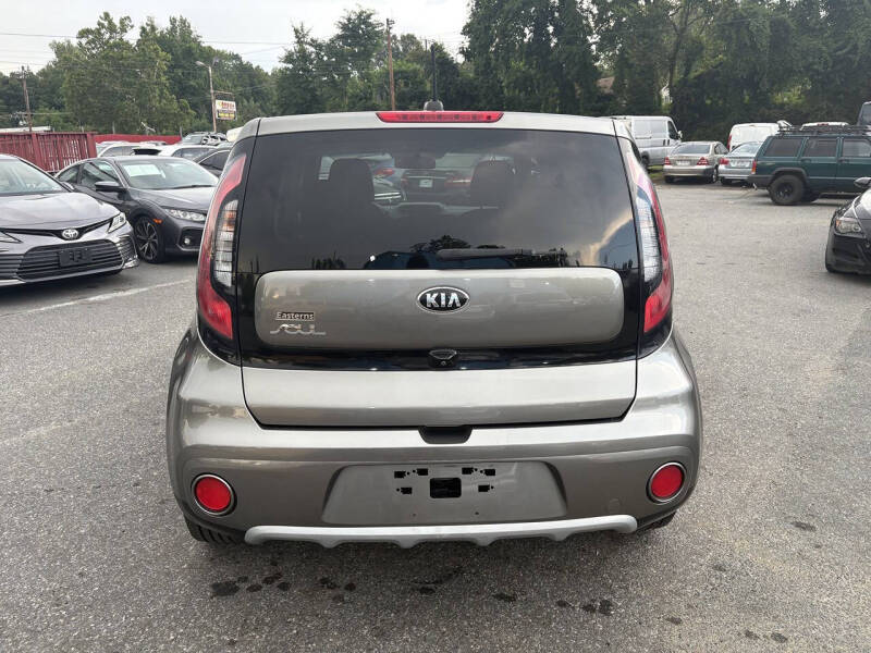 2019 Kia Soul +