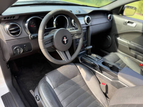 2007 Ford Mustang GT Deluxe