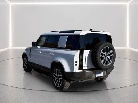 2026 Land Rover Defender 110 P300 S