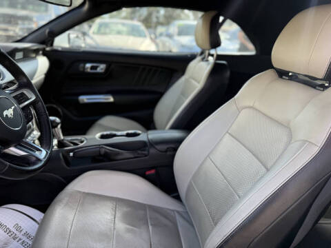 2017 Ford Mustang EcoBoost Premium