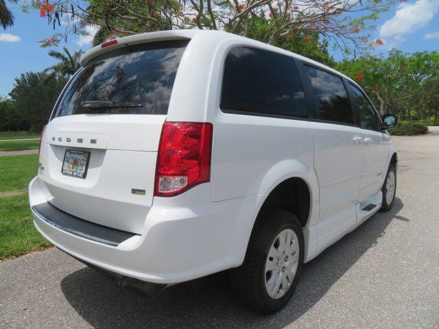 2014 Dodge Grand Caravan SE