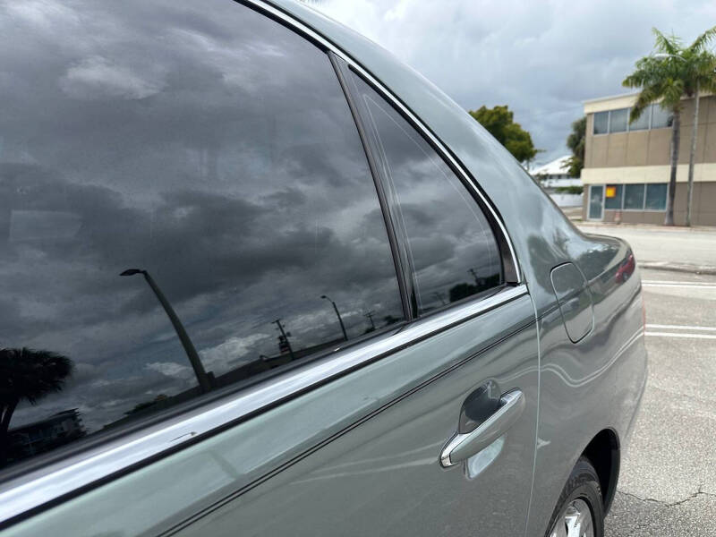 2003 Lexus LS 430
