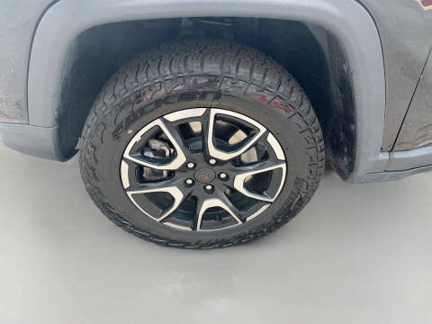 2025 Jeep Compass Trailhawk